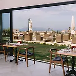 Hotel Ramada By Wyndham Cesme