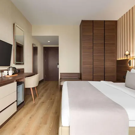 Ramada By Wyndham