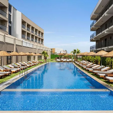 Otel Ramada By Wyndham Çeşme