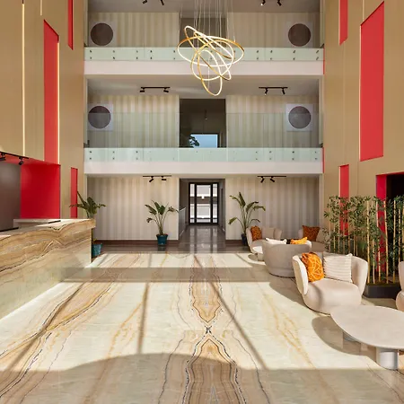 Hotell Ramada By Wyndham Çeşme