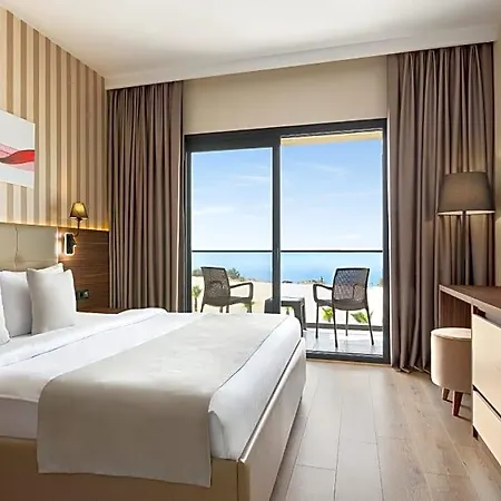 호텔 Ramada By Wyndham Çeşme