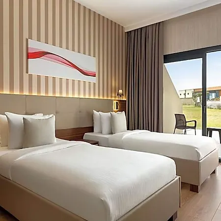 Hotel Ramada By Wyndham 3*