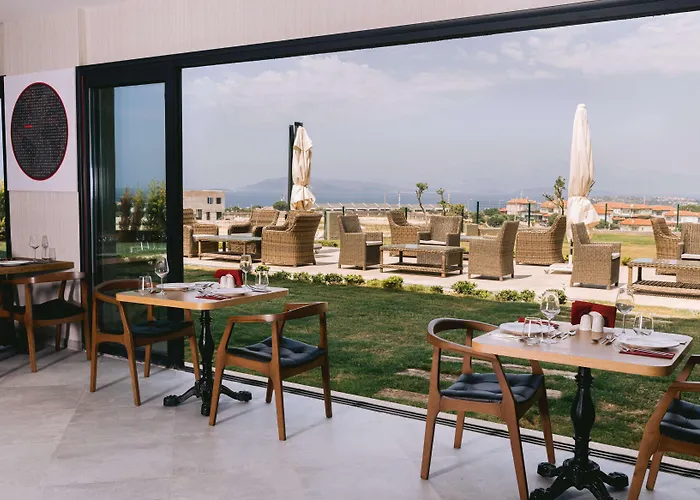 Hotel Ramada By Wyndham Çeşme